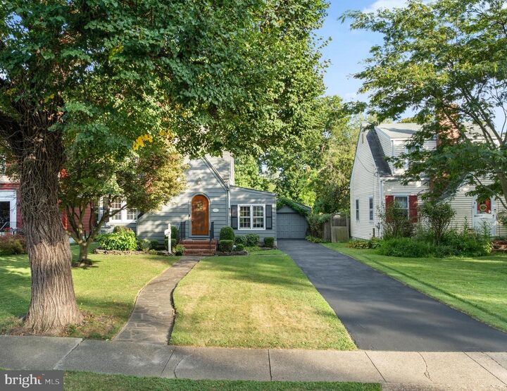 12 Rutledge Avenue  Trenton NJ 08618 photo