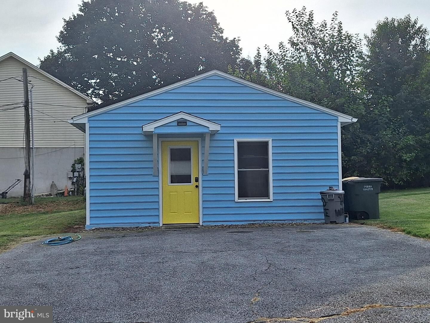 Property Photo: 928 Nixon Drive PA 17055