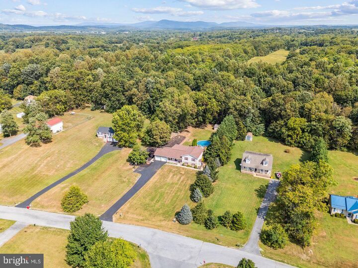 431 Canterbury Drive  Martinsburg WV 25403 photo