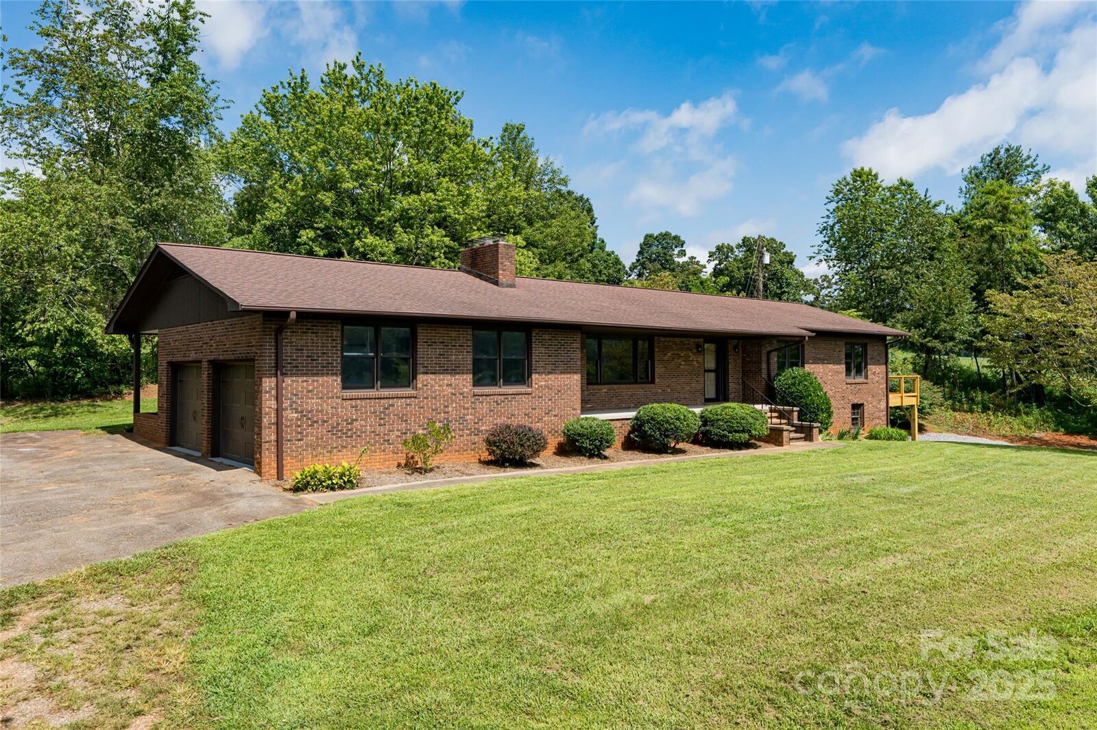 Property Photo: 36 Brooks Branch Road NC 28748