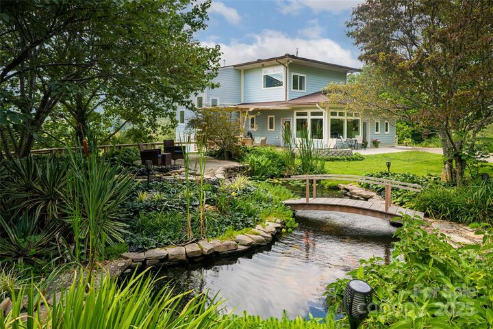 Property Photo: 315 Earlys Mountain Road NC 28748