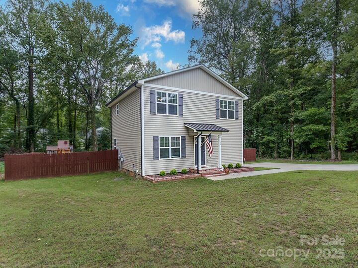 Property Photo:  79 Cumberland Court SW  NC 28025 