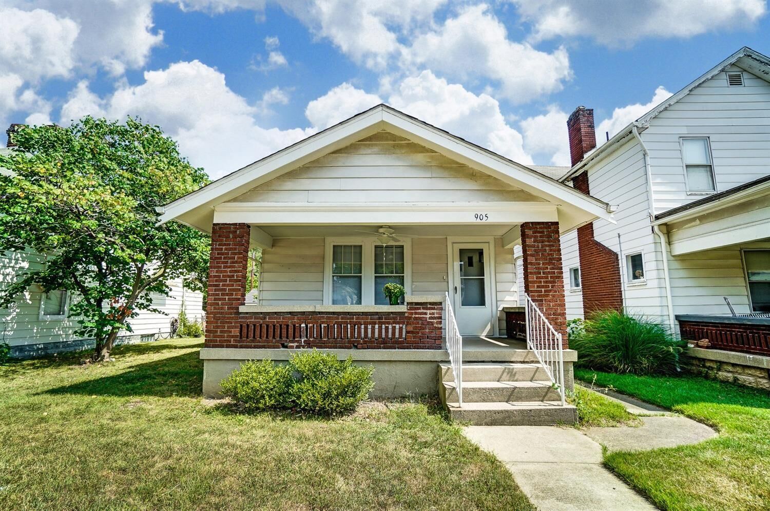 Property Photo: 905 Auburn Street OH 45042