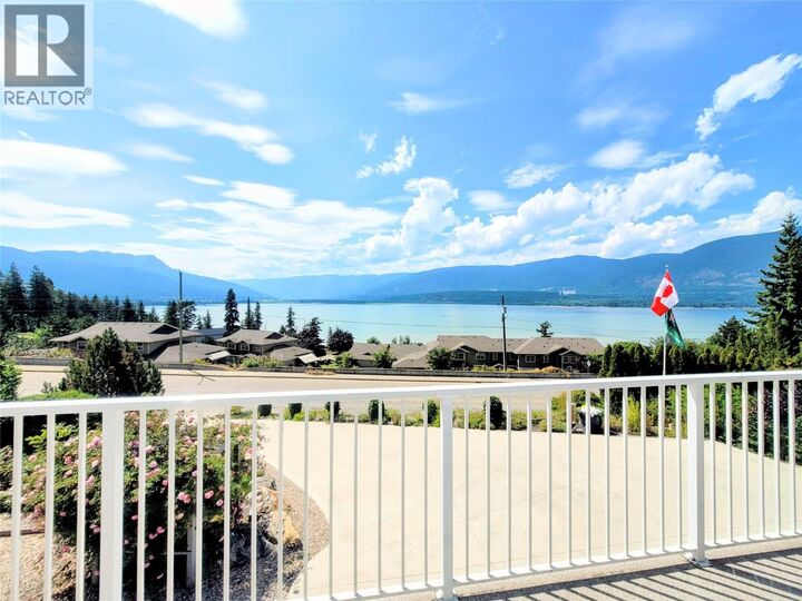 4410 Lakeshore Road Northeast  Salmon Arm BC V1E 3N6 photo