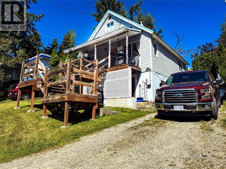 Property Photo:  2246 Kootenay Avenue  BC V0G 1Y0 