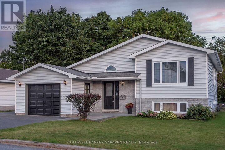 Property Photo:  28 Landrigan Street  ON K7S 2S6