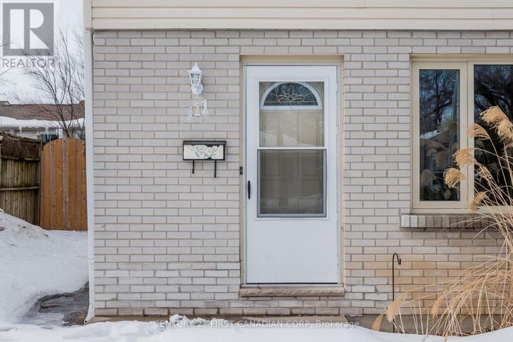 Property Photo: 111 Woodrow Crescent ON N6E 1E7