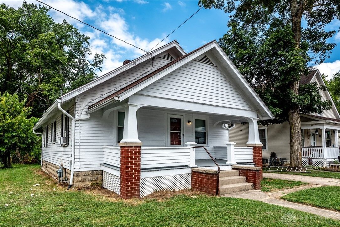 Property Photo:  289 S Walnut Street  OH 45177 