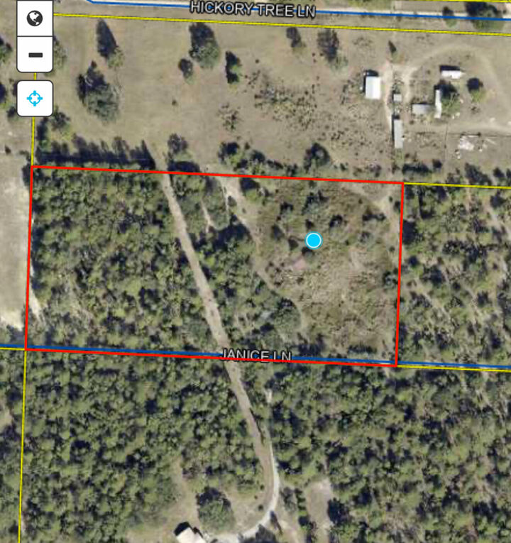 Property Photo: 150 Janice Lane FL 32539