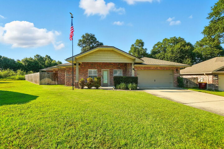 212 Eleases Crossing  Crestview FL 32539 photo