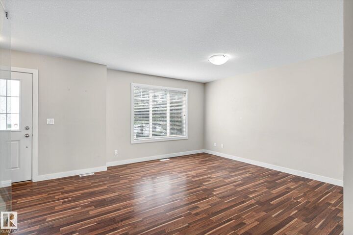 Property Photo: 7289 South Terwillegar Drive NW 24 AB T6R 0N5