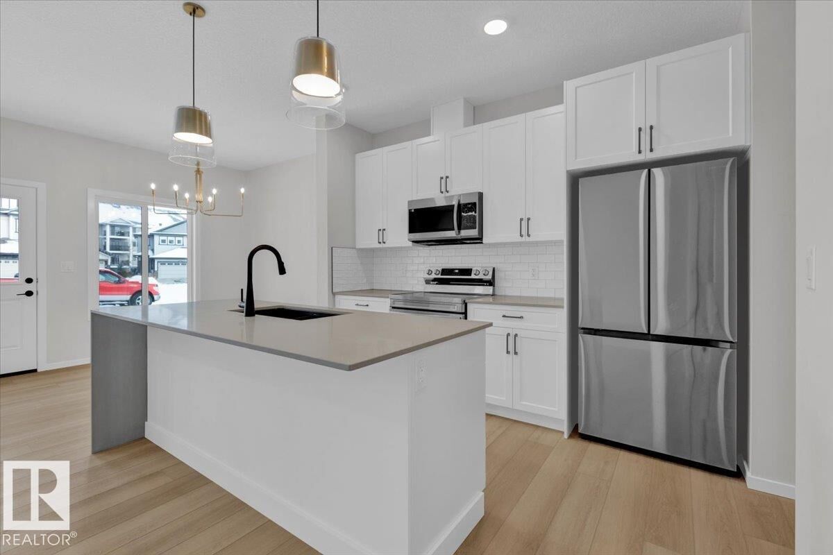 Property Photo:  137 Hilton Cove  AB T7X 1Y4 