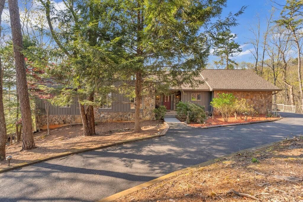 Property Photo:  188 Tea Berry Lane  GA 30143 