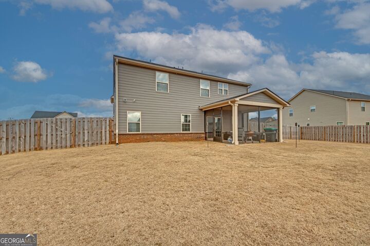 Property Photo: 520 Daffodil Lane GA 30253