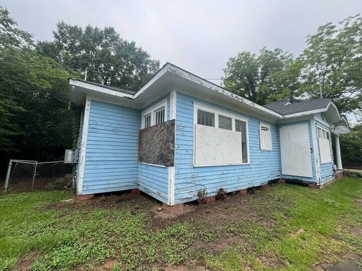 Property Photo:  920 Chester Street  LA 71301 