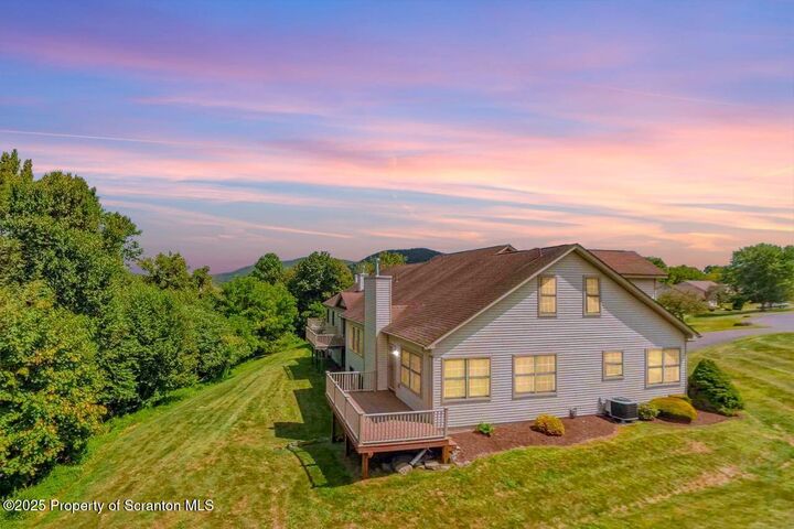 Property Photo:  150 Grandview Drive  PA 18657 