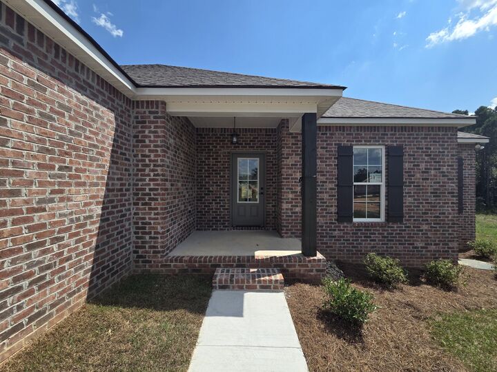 Property Photo:  19 Harvard Oak  MS 39402 