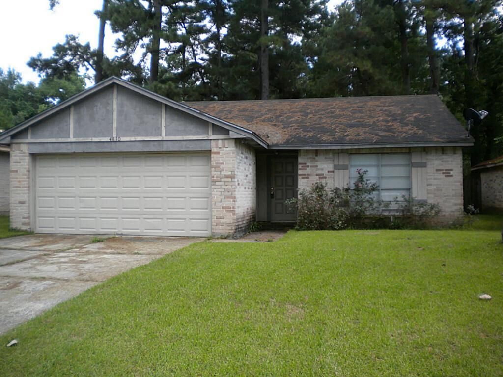 Property Photo: 4830 Hickorygate Drive TX 77373