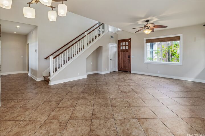 Property Photo: 91-1219 Kuanoo Street HI 96706