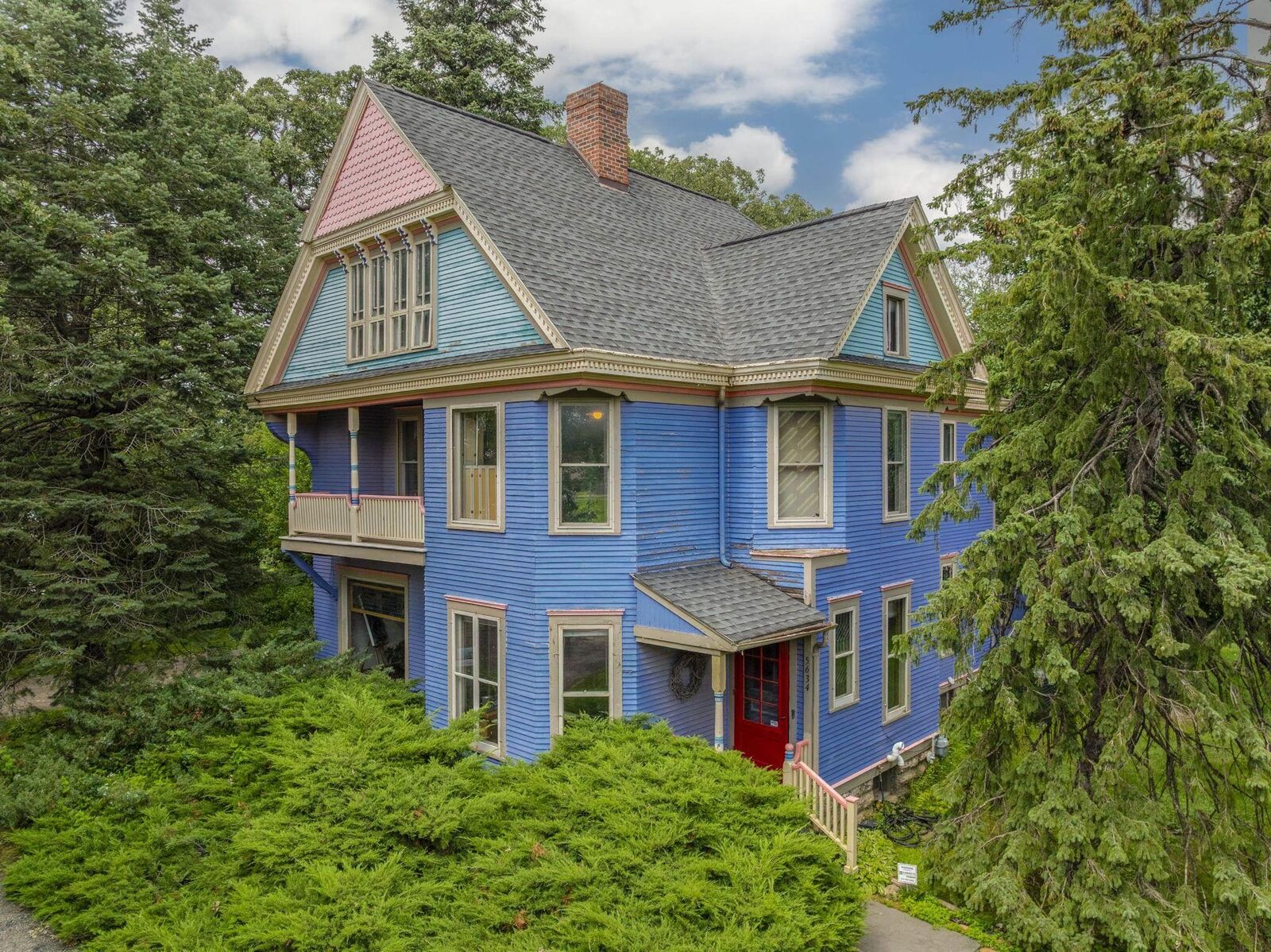 Property Photo: 5634 University Avenue IA 50613