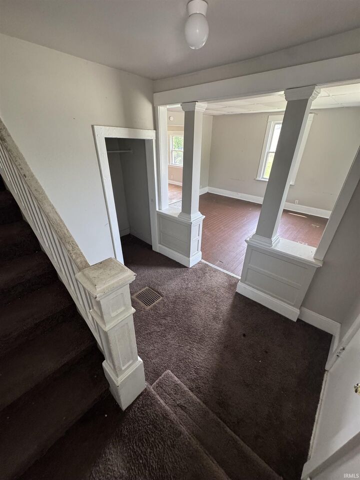 Property Photo: 2416 Maumee Avenue IN 46803