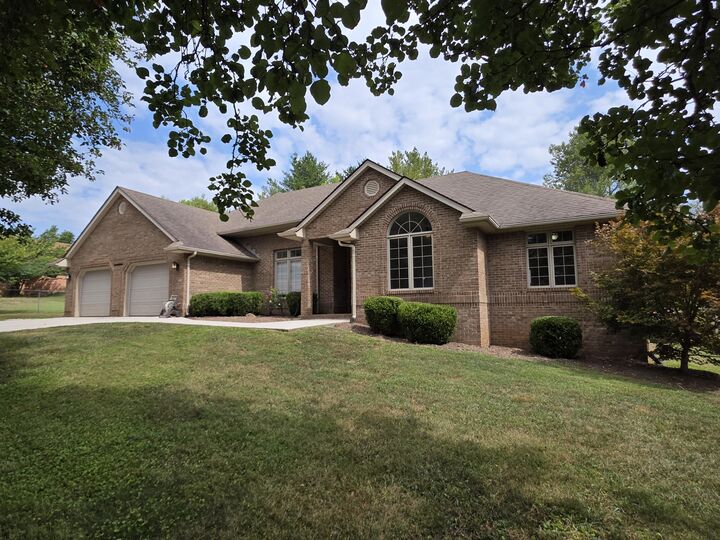 Property Photo:  42 Ironwood Drive  KY 42503 