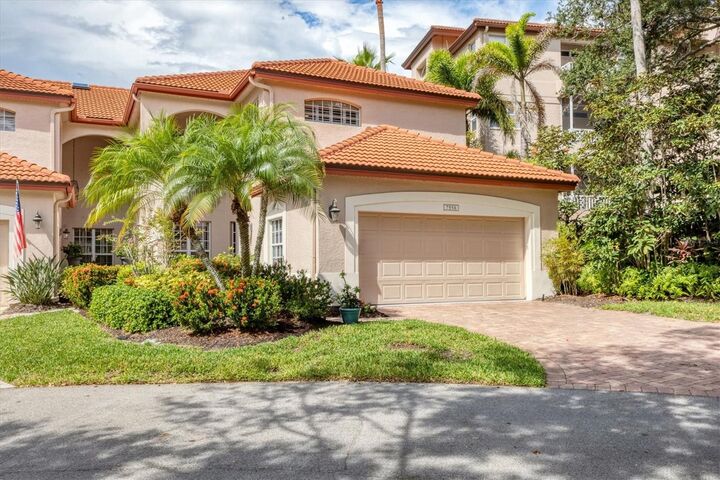 Property Photo: 7356 Mara Vista Drive 27 FL 34238