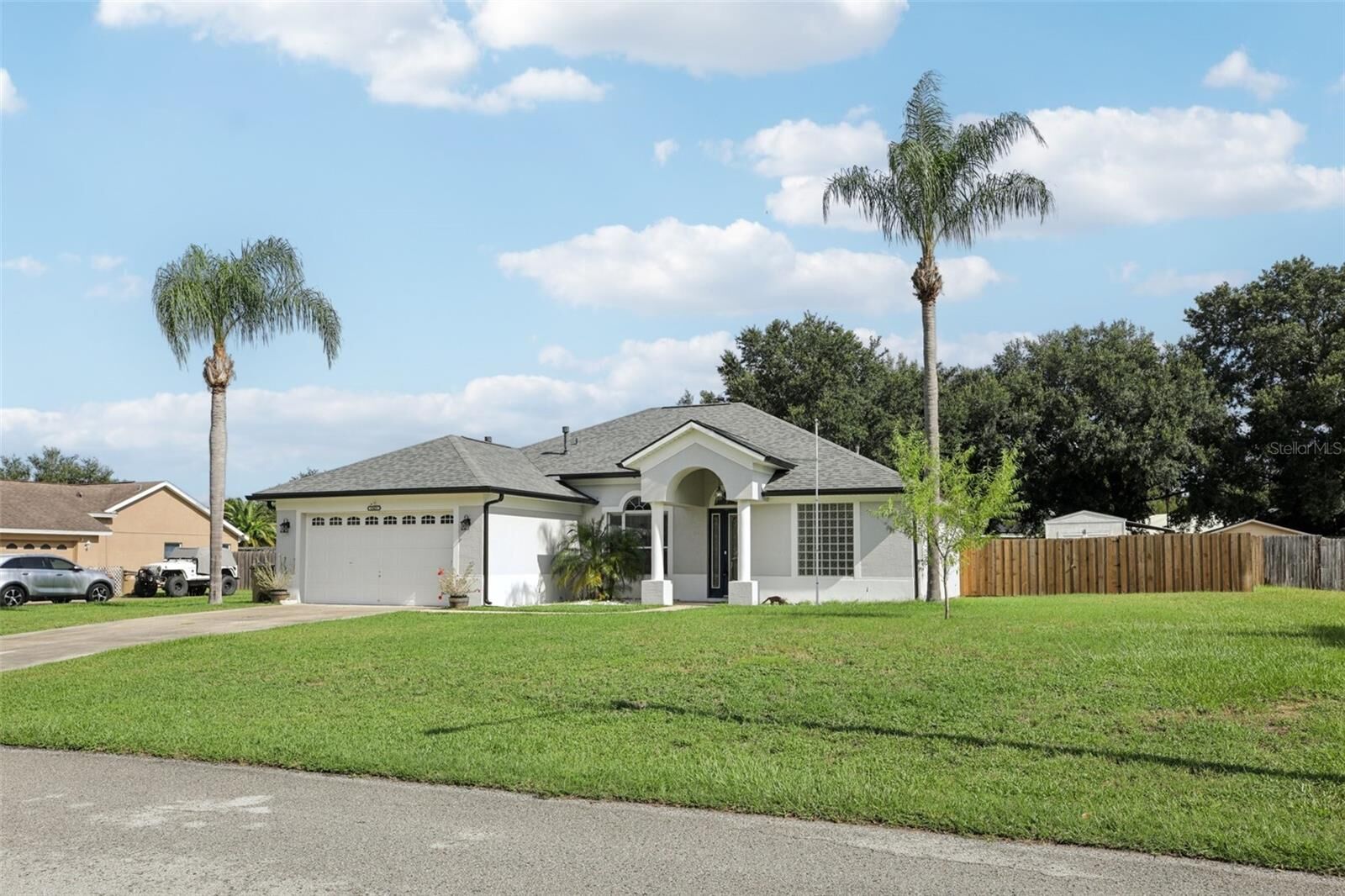 Property Photo:  13421 Biscayne Drive  FL 32735 
