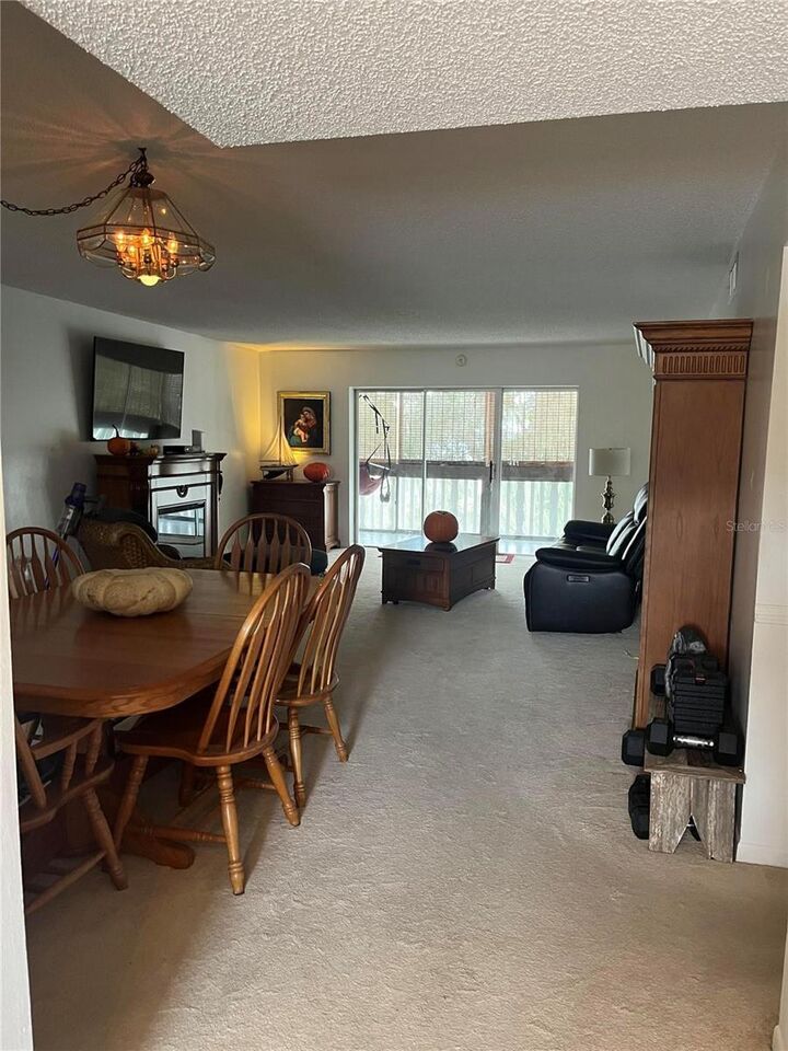 Property Photo: 601 N McDonald Street 408 FL 32757