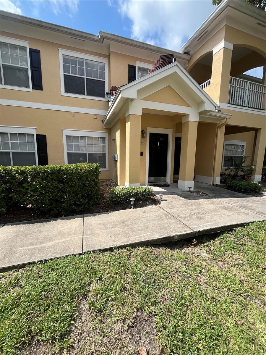 Property Photo: 2224 Arbor Lakes Circle 2224 FL 32771