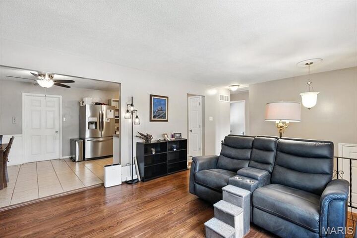 Property Photo: 12727 Foxhound Drive MO 63043