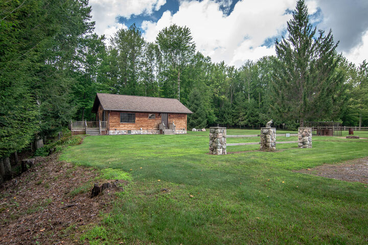 1442 W Tyler Road  Hart MI 49420 photo