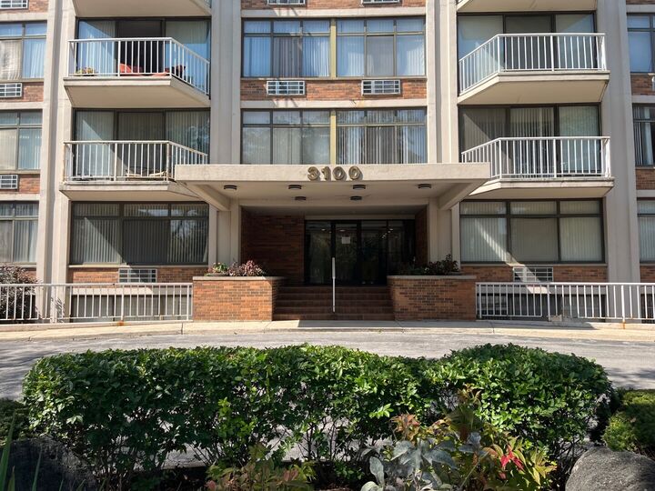 Property Photo:  3100 S King Drive 903  IL 60616 