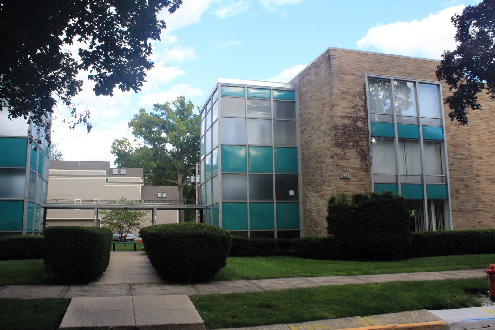 Property Photo:  210 N Kenilworth Avenue 14  IL 60302 