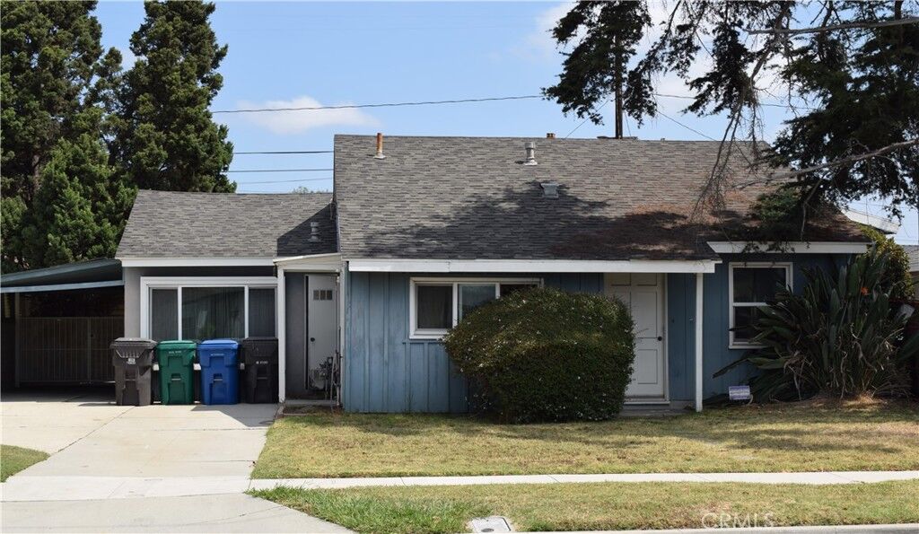 Property Photo: 3711 E Hedda St CA 90805