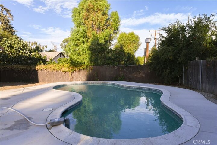 Property Photo: 28915 Alessandro Boulevard CA 92555