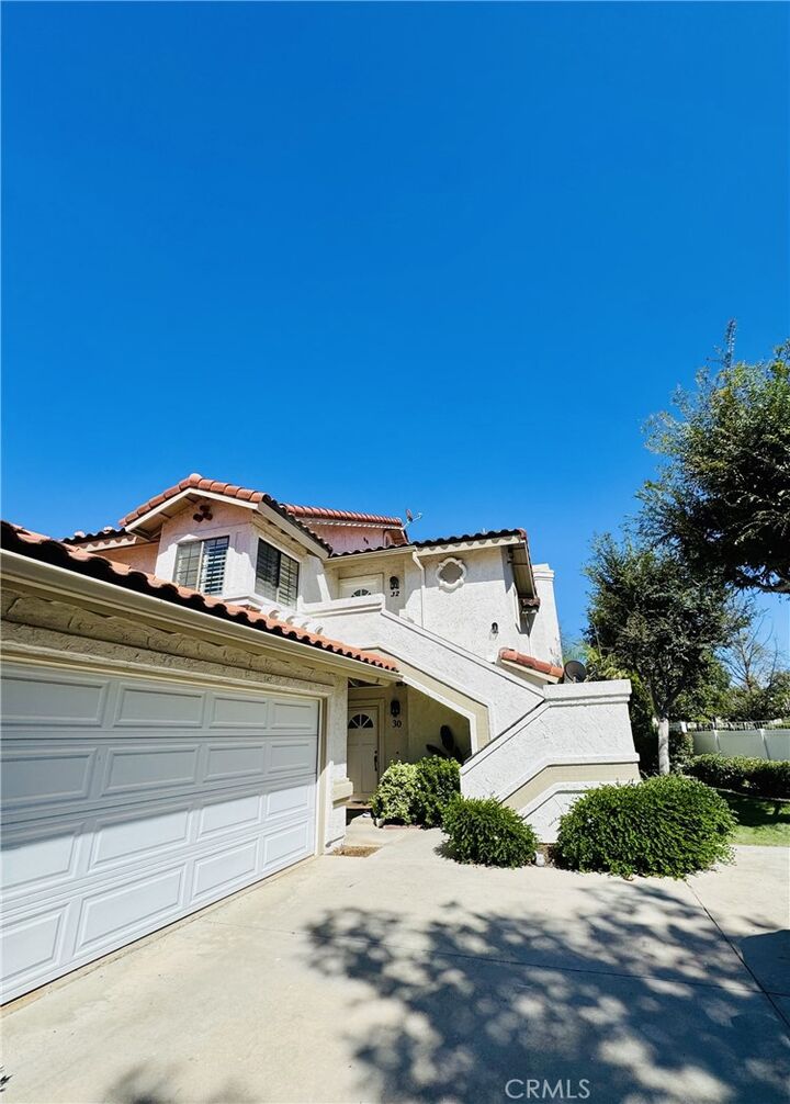 Property Photo: 32 Vista Lago CA 92688