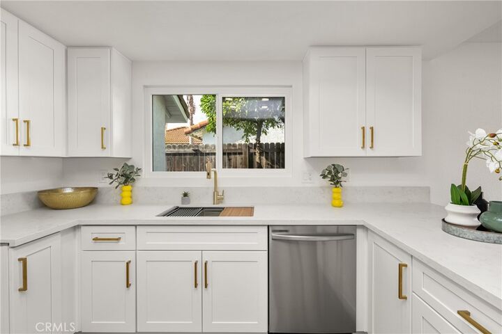 Property Photo: 25280 Shadescale Drive CA 92563