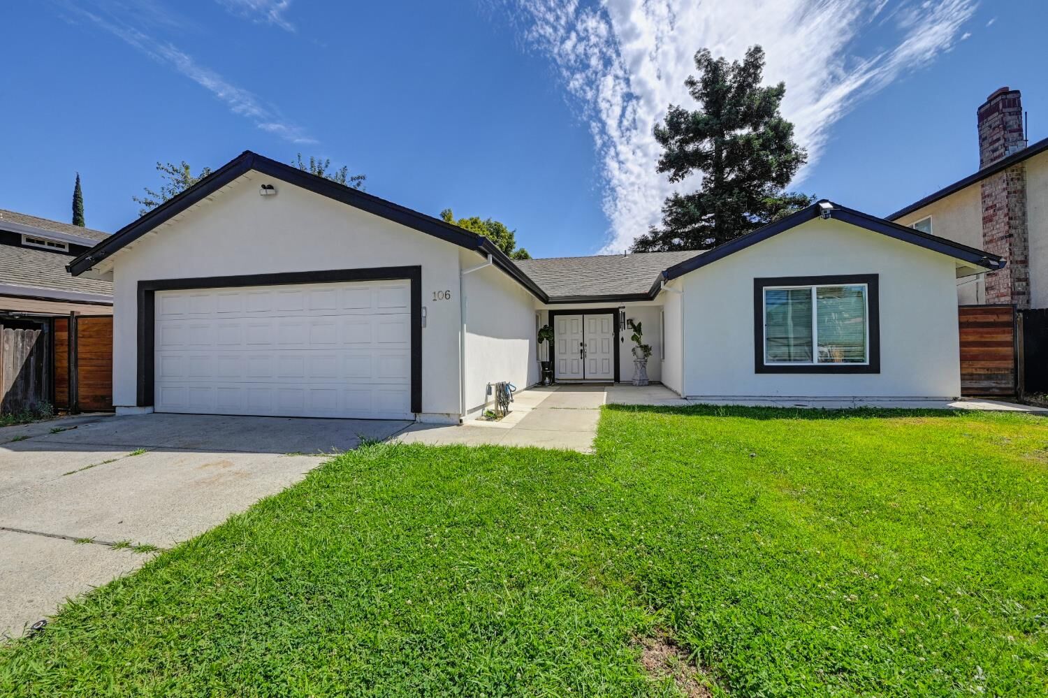Property Photo: 106 Cedro Circle CA 95833