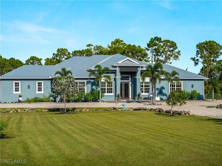Property Photo: 9016 Falcon Court FL 34293
