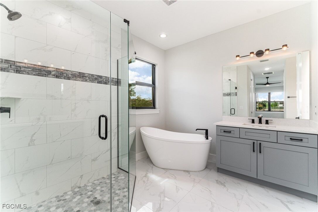 Property Photo:  3113 14th Street SW  FL 33976 