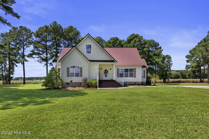 Property Photo:  1560 Fountaintown Road  NC 28518 