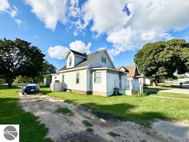 Property Photo:  1016 Michigan Avenue  MI 48880 