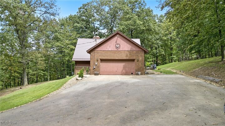 Property Photo: 18 Hillcrest Drive OH 45742