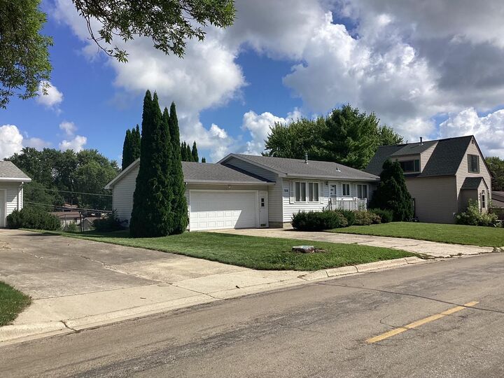 Property Photo: 109 Hawthorne Street E MN 56007
