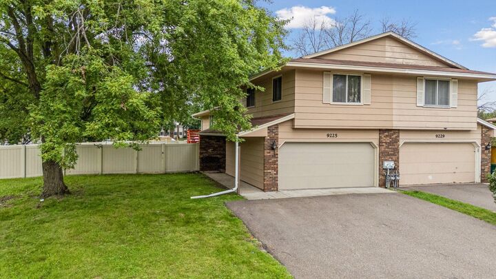 Property Photo:  9225 29th Avenue N  MN 55427 