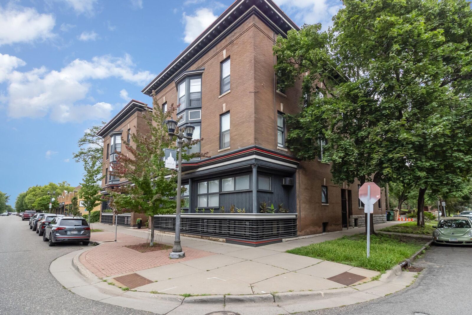 Property Photo: 505 Selby Avenue 9 MN 55102