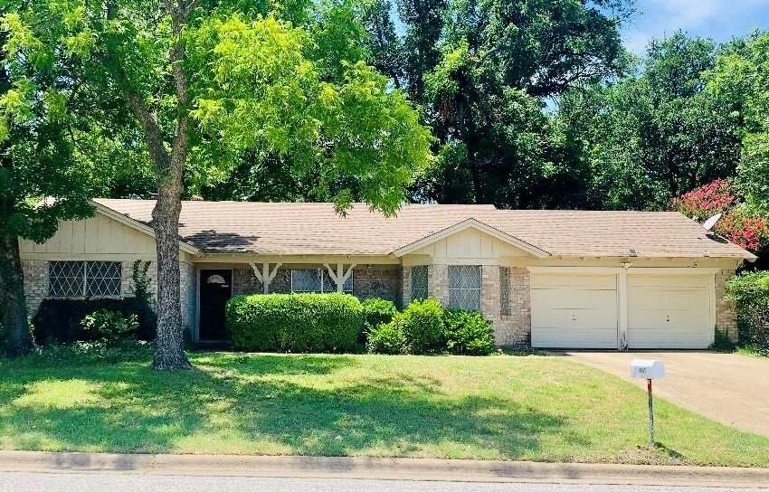 Property Photo: 1217 Scott Drive TX 76053