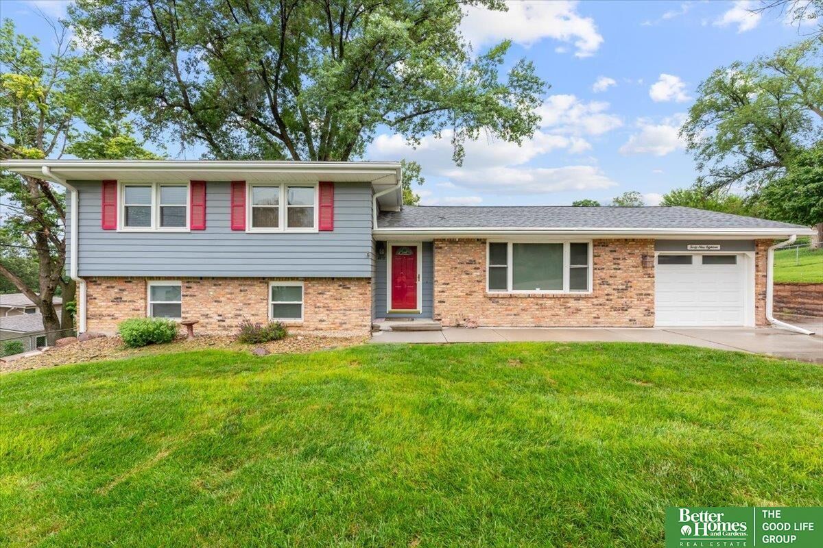 Property Photo: 4918 N 82nd Street NE 68134
