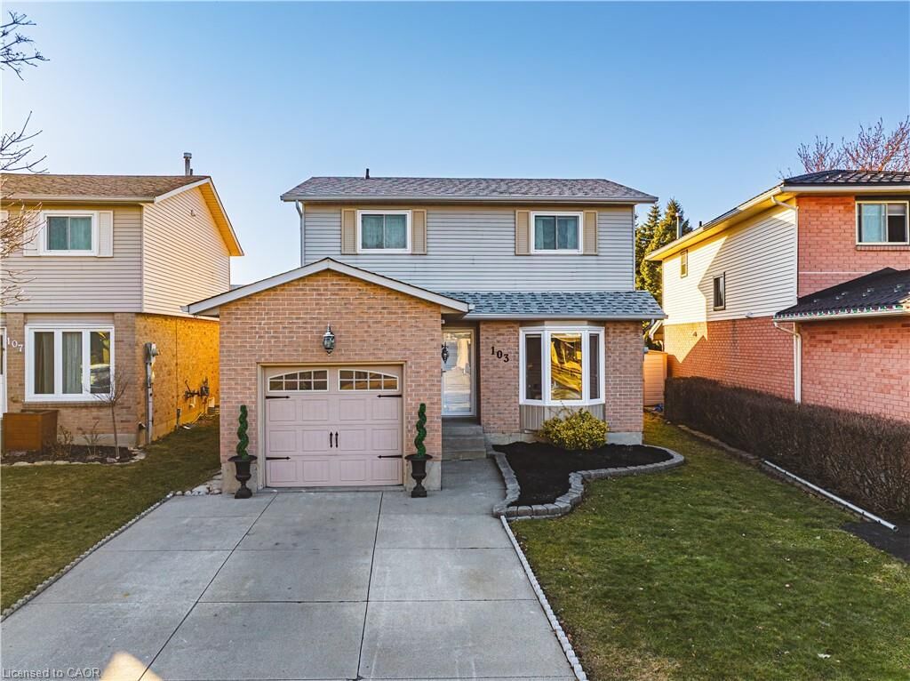 Photo de la propriété:  103 Broughton Avenue  ON L8W 3S7 